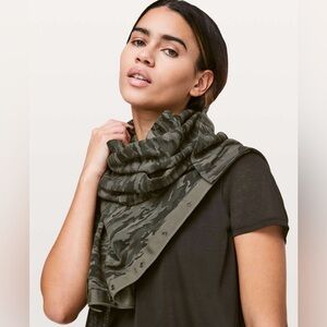 Lululemon Vinyasa Scarf in Evergreen Camo Green Multi